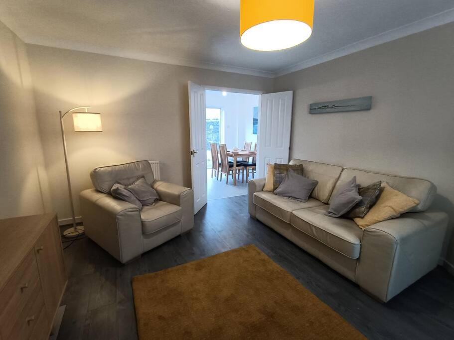 47 Trevithick Gardens, Merthyr Tydfil photo 4