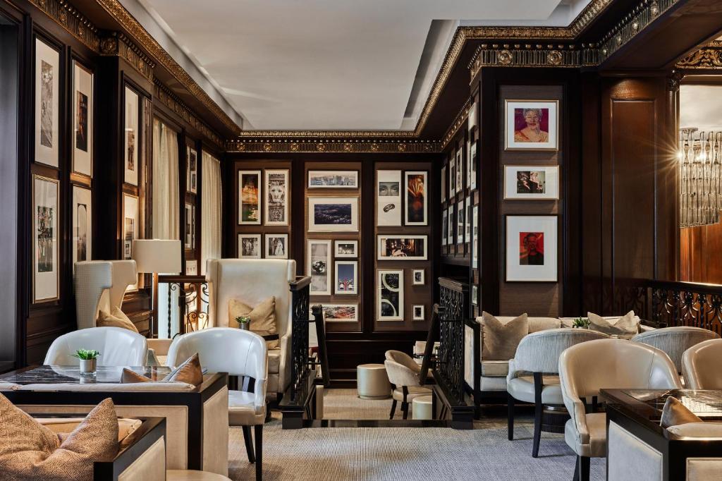 로즈우드 호텔 조지아 (Rosewood Hotel Georgia)