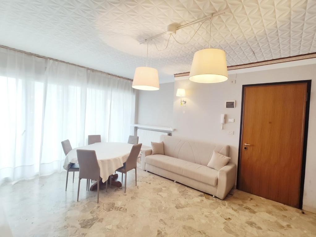 LCC - Centralissimo - 100 mt da Piazza Mazzini - 50 mt dal mare - Immobil Relax - 3