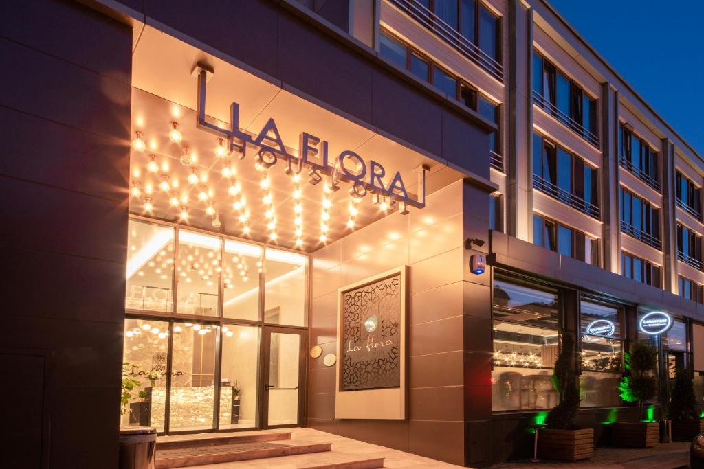 La Flora House Hotel — Hotel in Izmit
