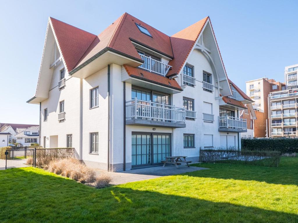 Amazing apartment on the first floor, Middelkerke