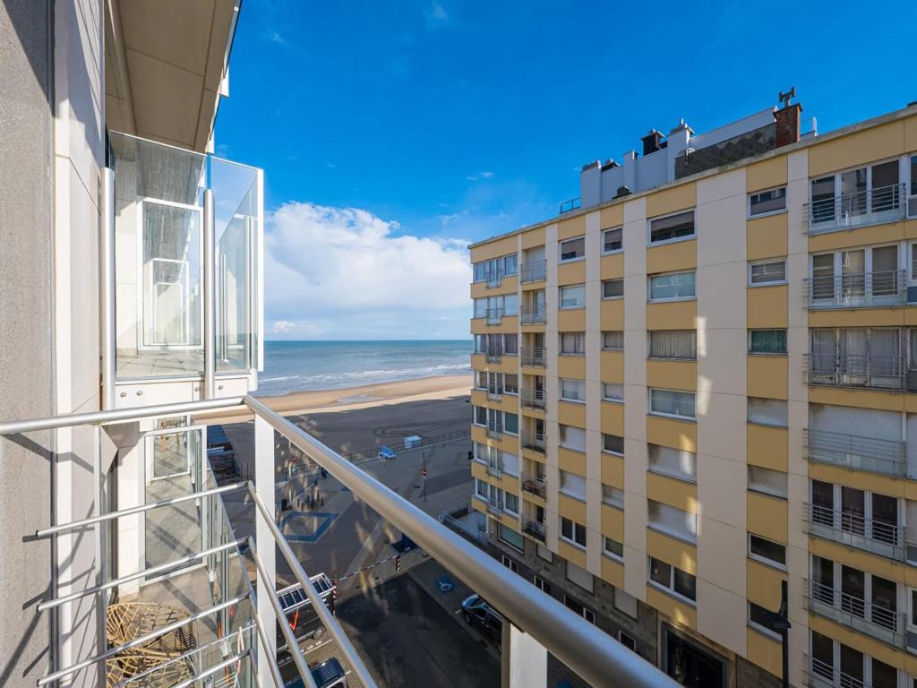 Apartment with 2 bedrooms and sea view, Middelkerke