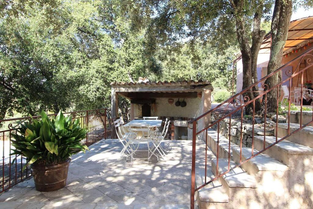 La bastide de LORGUES 83 - 5