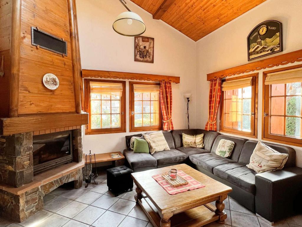 Chalet au centre de Samoëns avec jardin et cheminée - FR-1-624-17 - 1