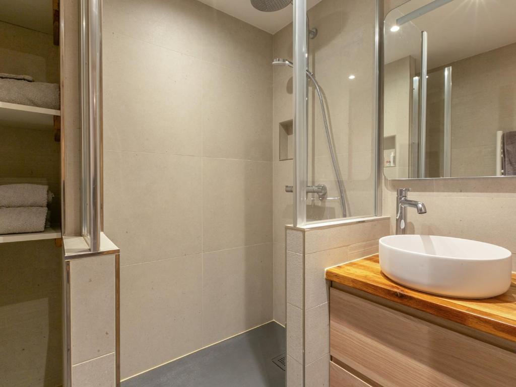 Appartement rénové 2022 avec wifi, balcon sud, 5 pers, équipements famille, proche commodités - FR-1-694-294 - 5