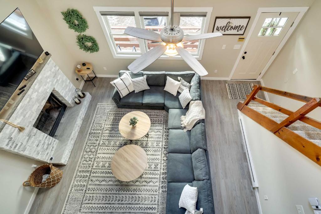 Spacious Lake Ariel Home with Community Amenities!