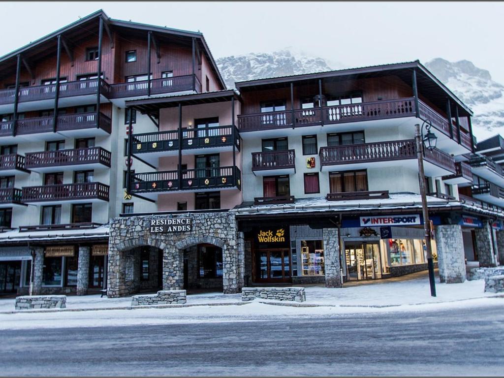 Appartement rénové au coeur de Val-d'Isère - FR-1-518-25 - 2
