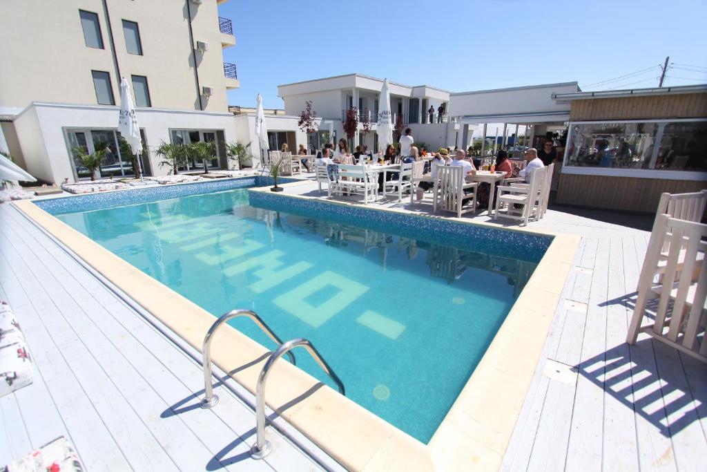 Oneiro Resort photo