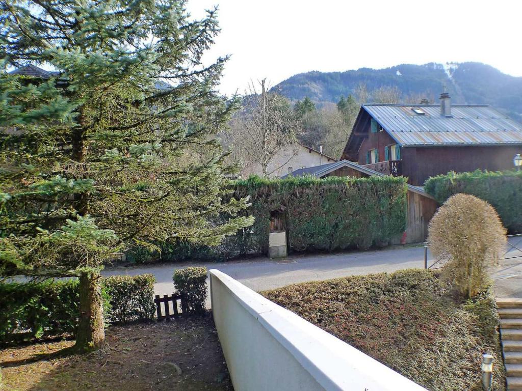 Coquet studio RDC avec terrasse, animaux admis, étang Samoëns - FR-1-629-55 - 3