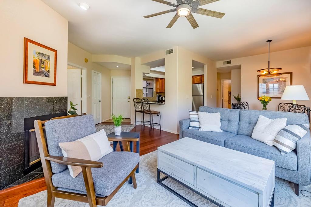 Canyon Views Forever, Tucson