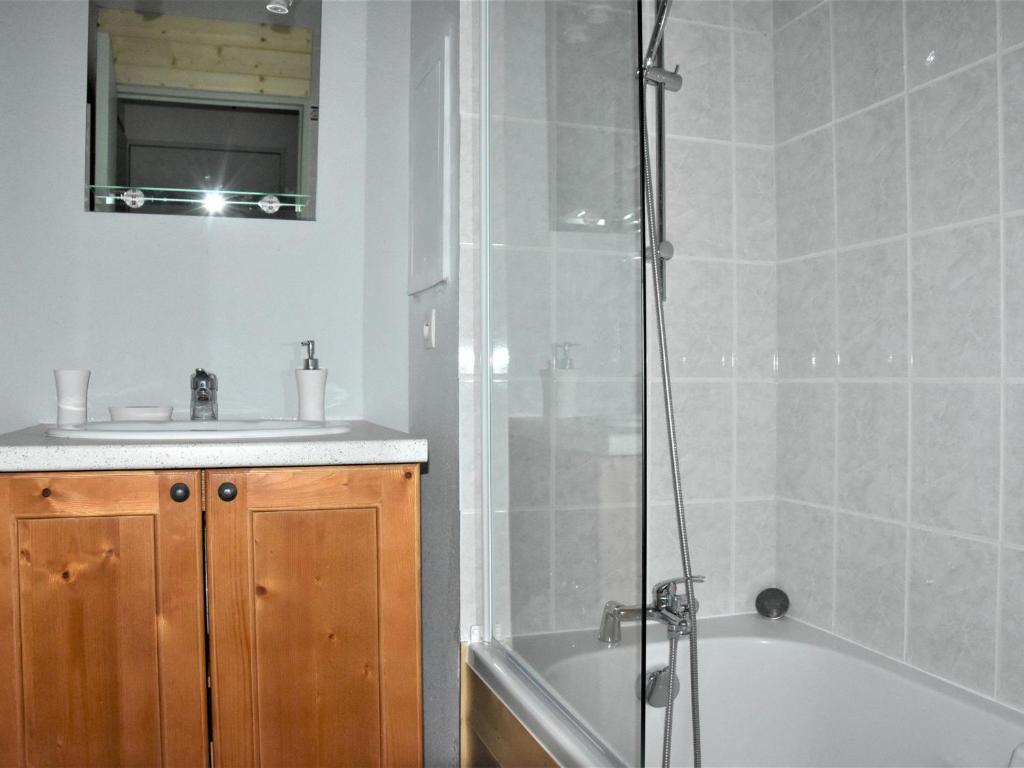 Appartement pratique proche commerces et téléphérique, 2 pièces, 4 pers. - FR-1-464-213 - 3