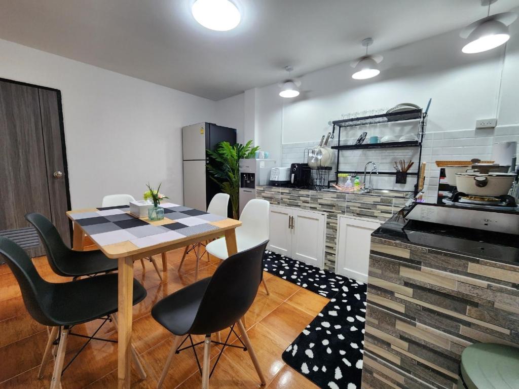 Boxsoon nimman 8 # 3beds 2baths