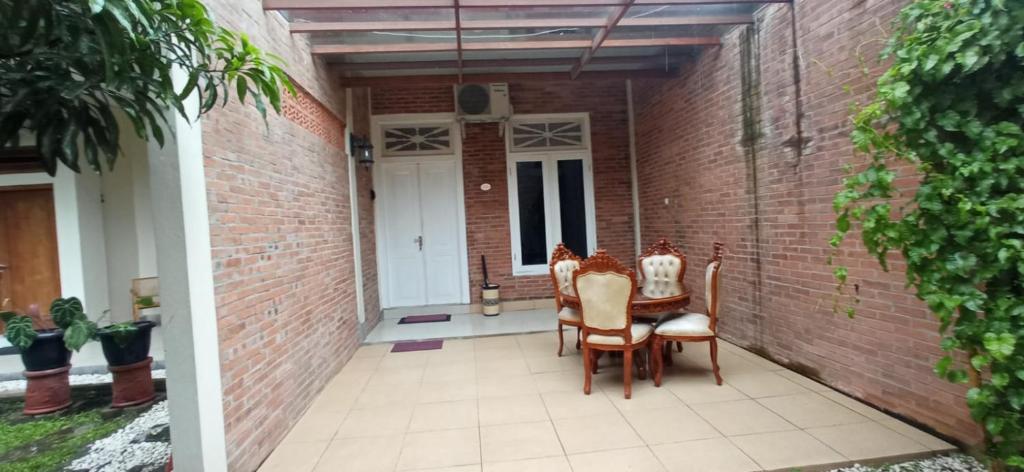 Djembar Inn photo