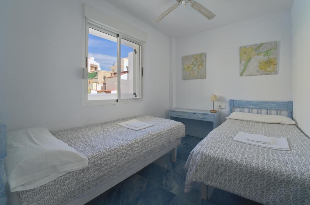 All Suite Ibiza Aparthotel — Hotel rooms in San Antonio, Balearic Islands