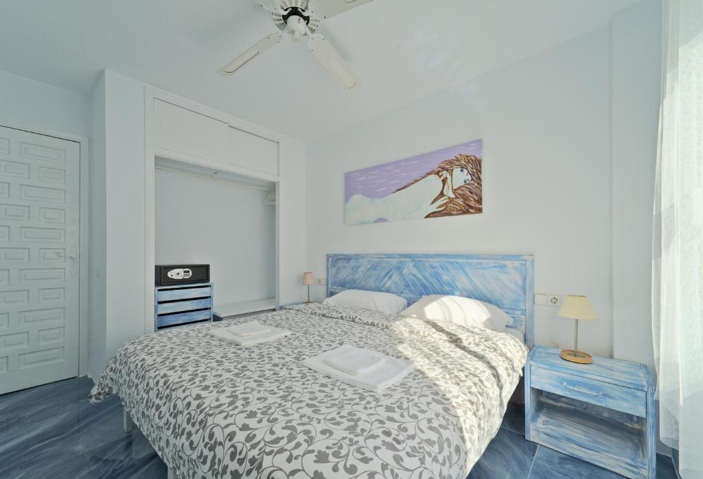 All Suite Ibiza Aparthotel — Hotel rooms in San Antonio, Balearic Islands