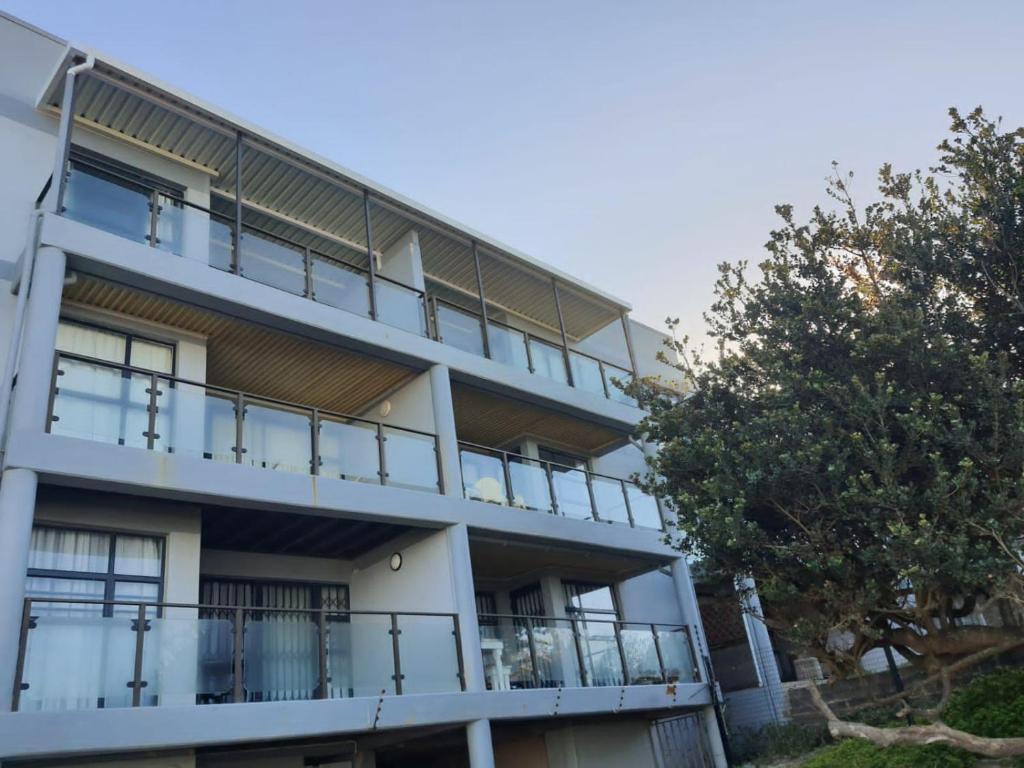 Coogee Bay Apartments — Hotel in East London