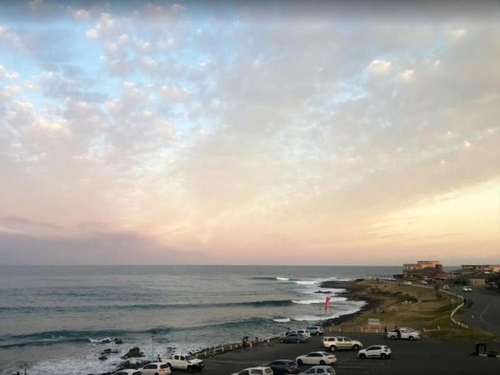 Coogee Bay Apartments photo