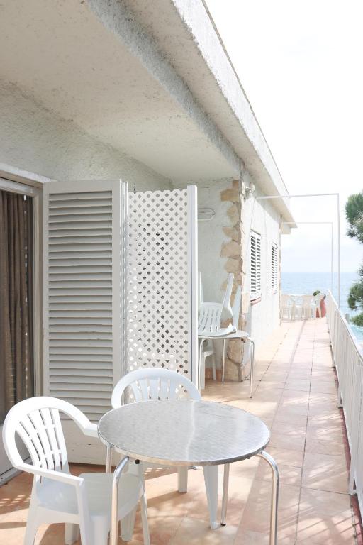 Apartamentos Aromar photo