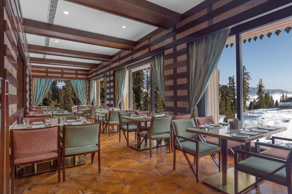 The Khyber Himalayan Resort & Spa photo
