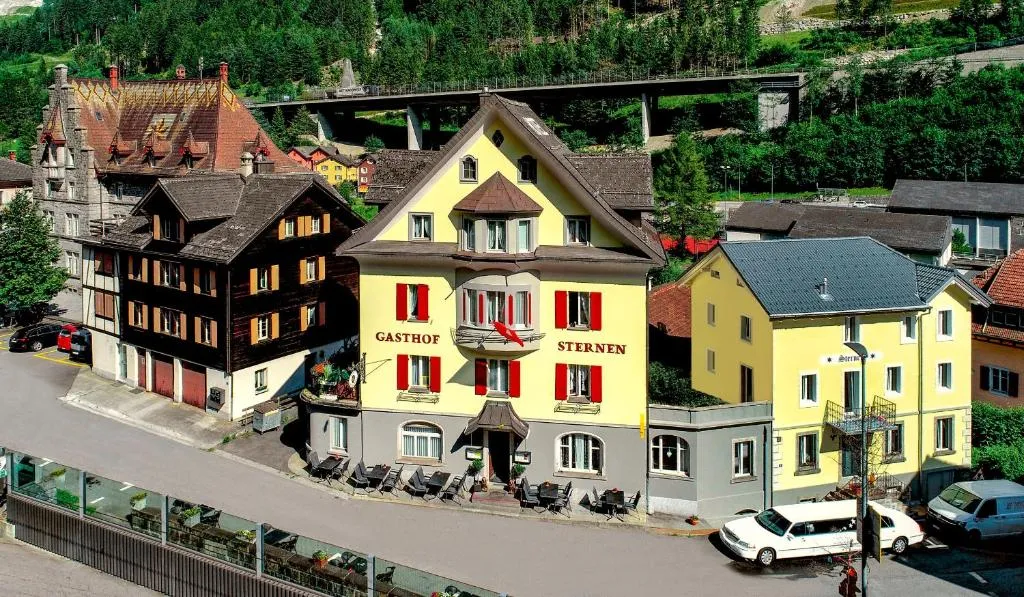 Hotel Sternen，位于古尔特纳伦的酒店