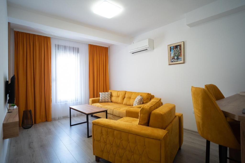 Apartments and rooms SMILE - 3
