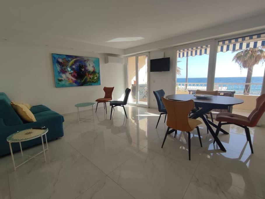 Le Madrigal by Halldis, Cannes