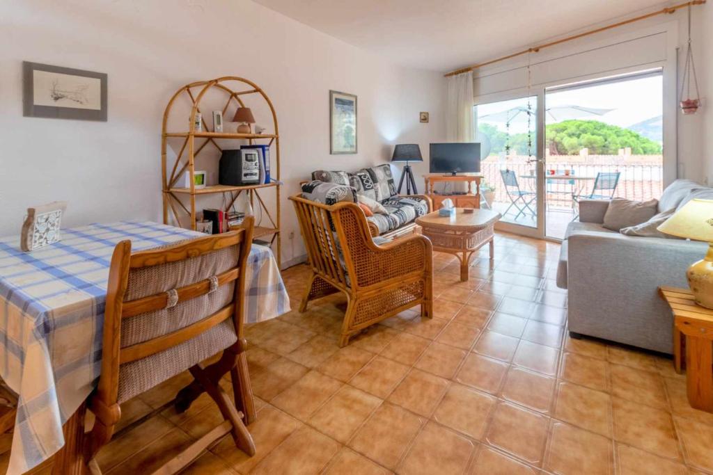 Carboneras 59 – Bonito apartamento con terraza - 5