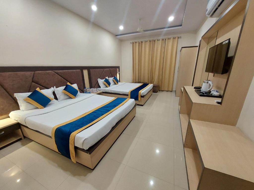 1. Hotel Vr..