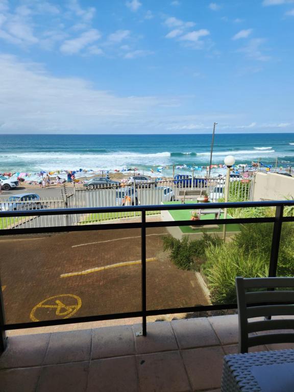 Driftsands Sea View Flats, Uvongo Beach