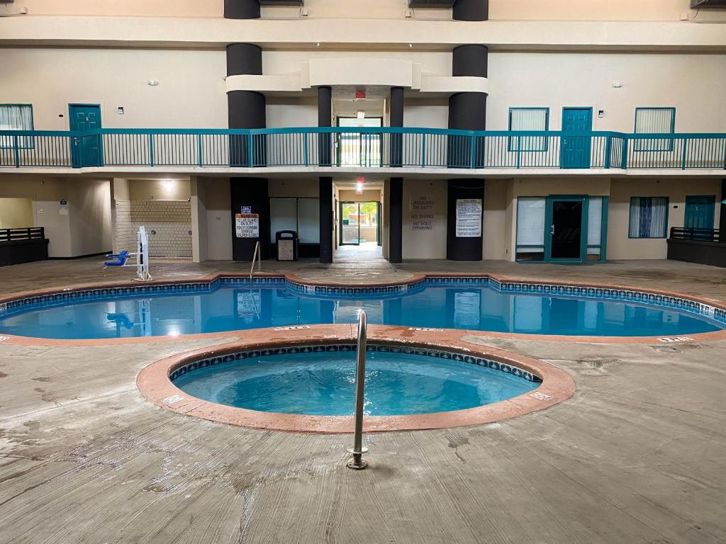 Motel 6 Savannah GA Gateway & I95, Savannah