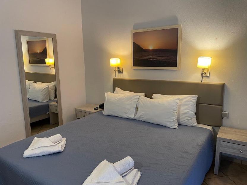 Aristea Hotel — Hotel rooms in Elounda