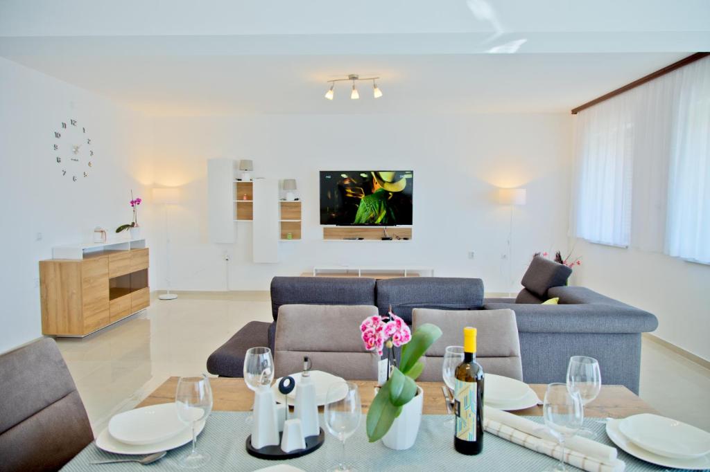 Apartment Karolina - green oasis, Pula