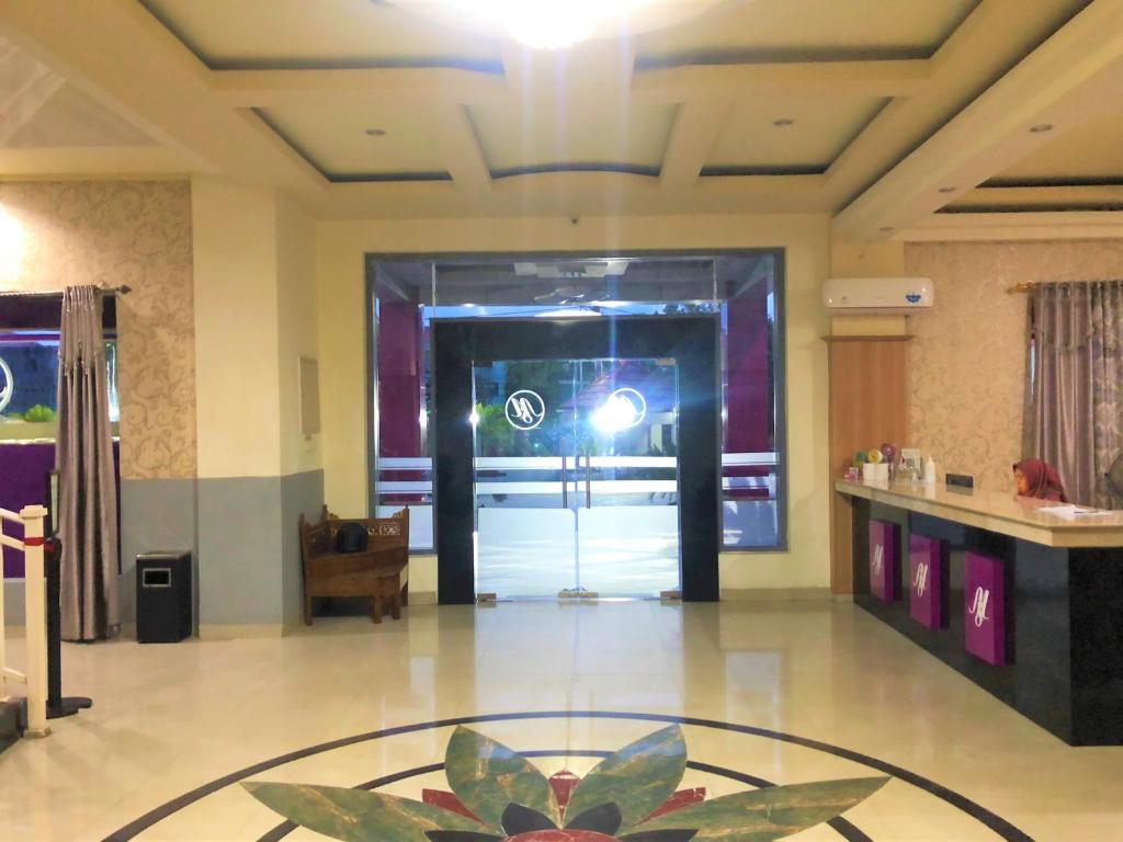Hotel MS Pinrang photo