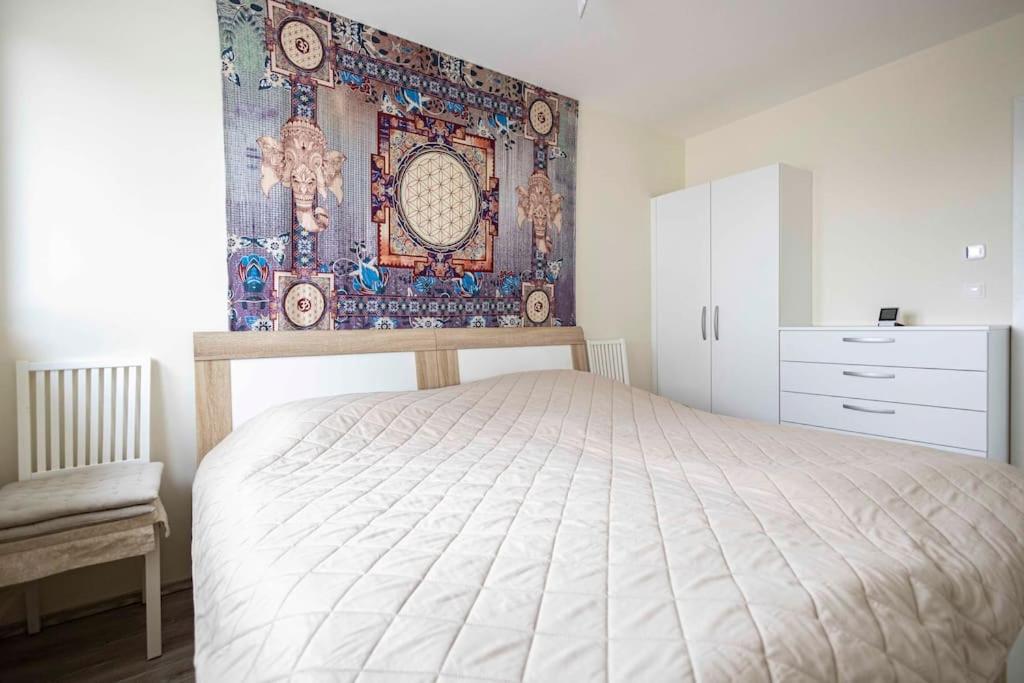 Silver Seaside Apartment, Siófok