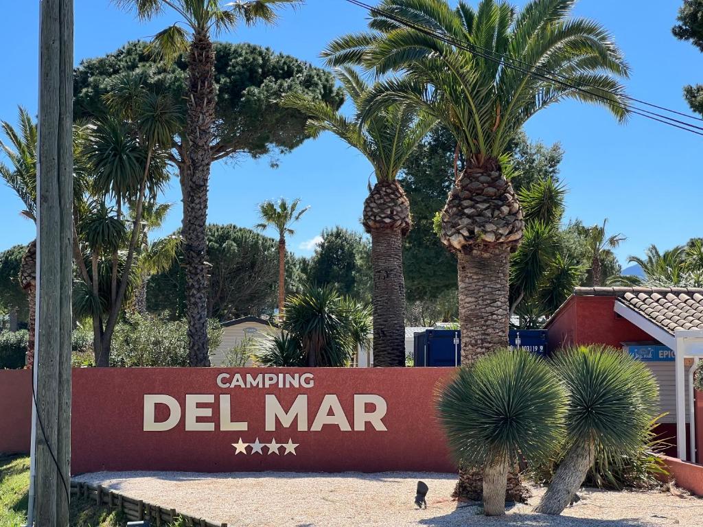 Camping Del Mar 10, Mobil home Petit Paradis, 6 personnes, Bord de mer, Camping Del Mar Village - 1