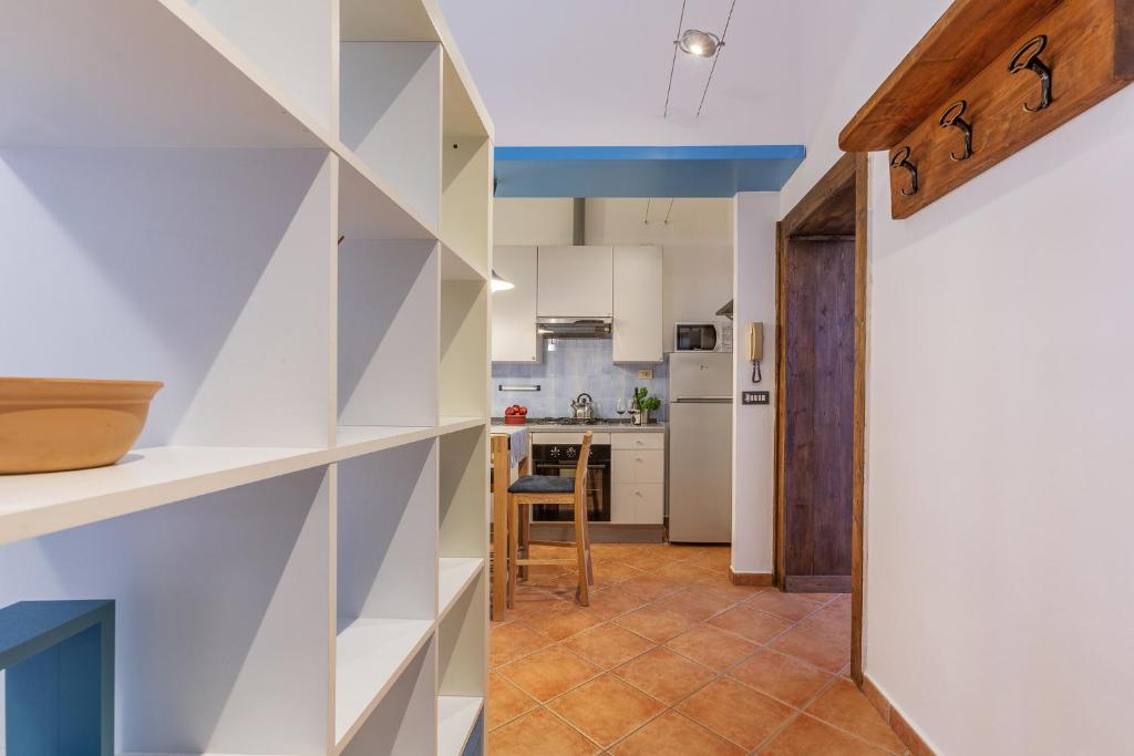 GuestHost - Ferrara Station Essential Apartment with parking - 3