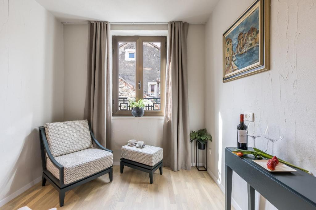 Leonis Restaurant & Rooms photo