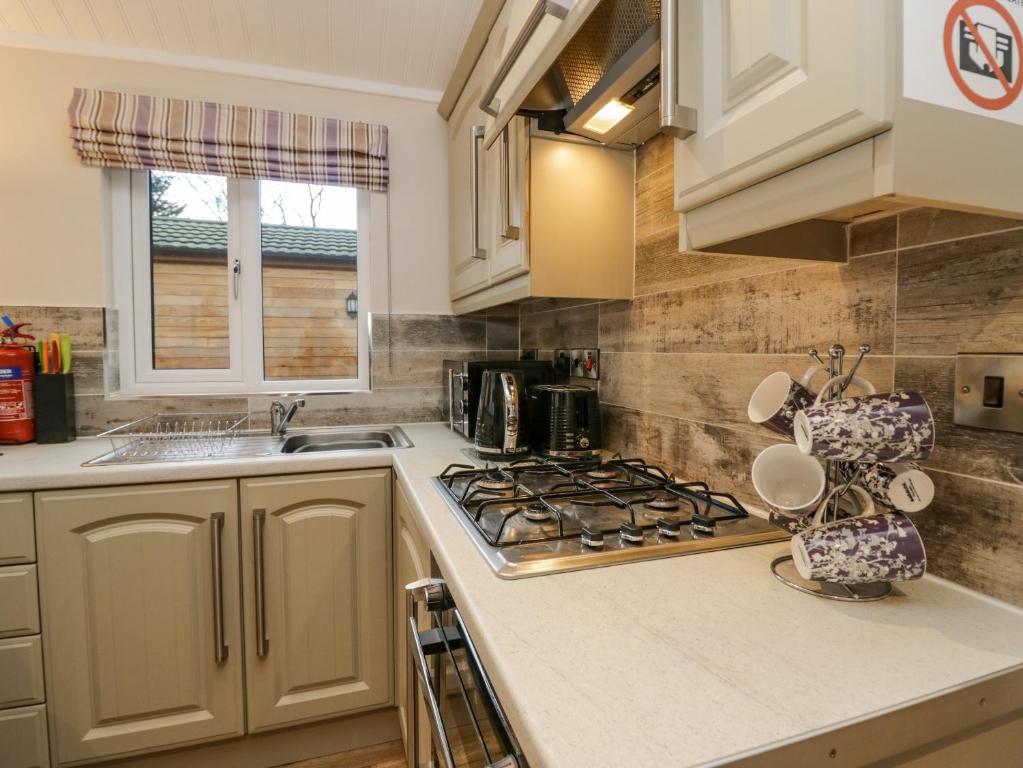 8 Woodlands, Water Yeat photo 4