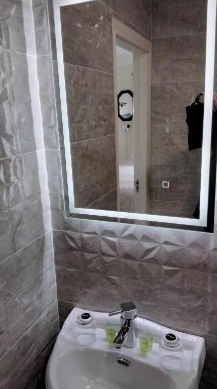 Lahiff's Bay View Guest House photo