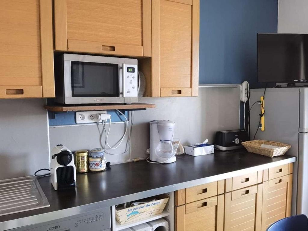 Duplex climatisé avec terrasse, 6 couchages, cuisine équipée, barbecue et parking à Marseillan - FR-1-326-470 - 3