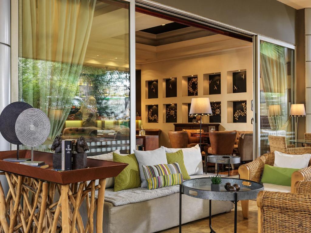 Pub/Lounge