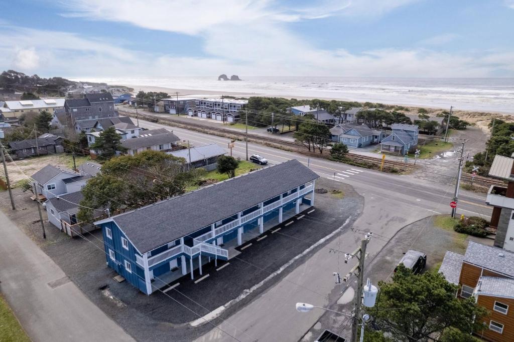 Inn at Rockaway Beach Unit 10, Rockaway Beach