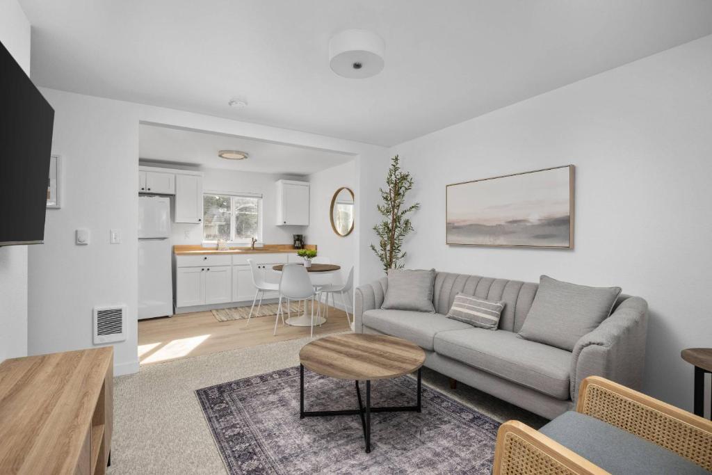 Inn at Rockaway Beach Unit 3, Rockaway Beach