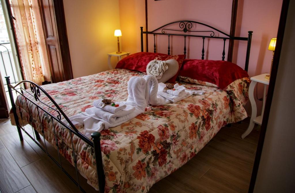 Parthenope's home photo