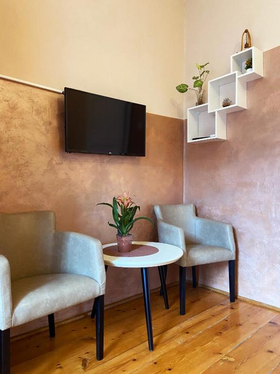 S&amp;I room — Hotel in Kotor