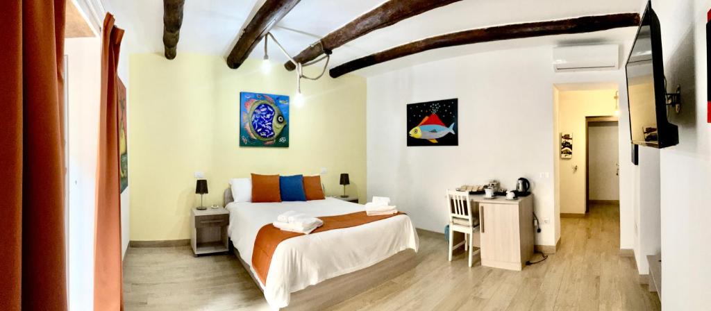 'A Room de' Scugnizzi, Neapol