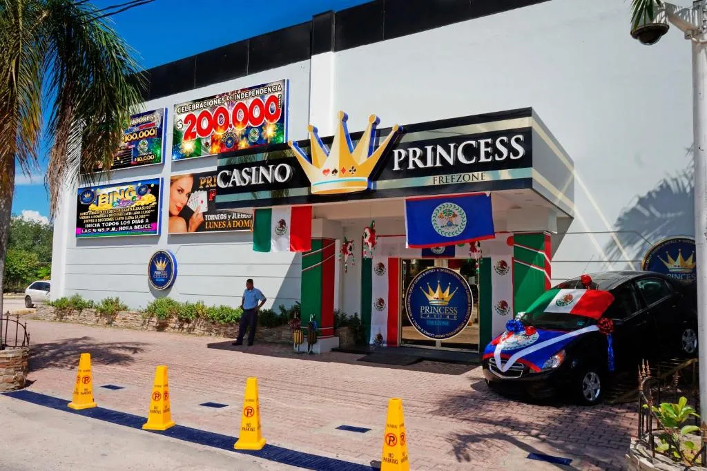 Princess Hotel and Casino Free Zone，位于科罗萨尔的酒店