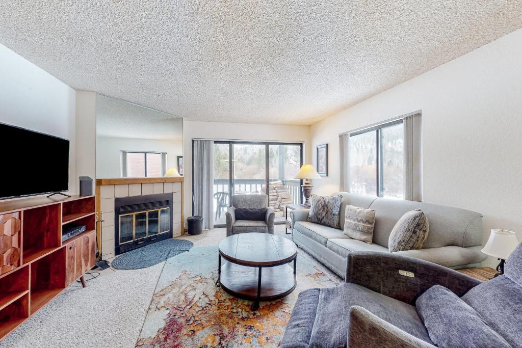 Frisco Meadows, Frisco