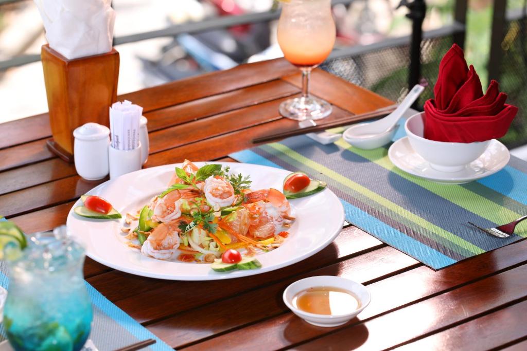 Đồ ăn và thức uống