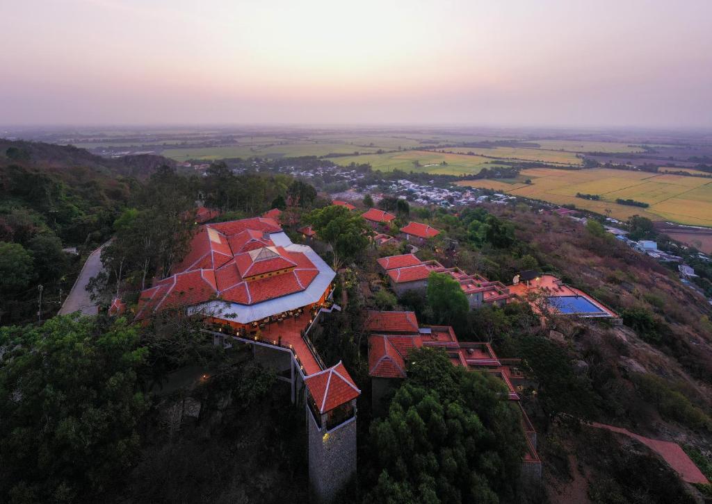 Ngoại cảnh khách sạn